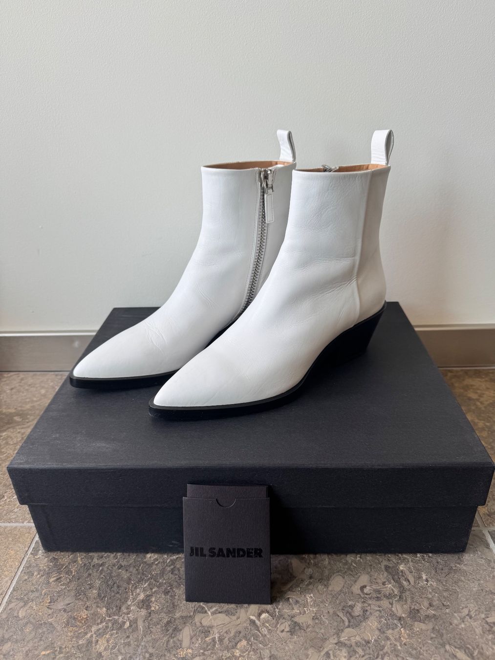 Jil Sander Chaussures femmes: JIL SANDER - White ankle boots - EU 36.5 – Neuf (Voir description) à Zürich par JMin