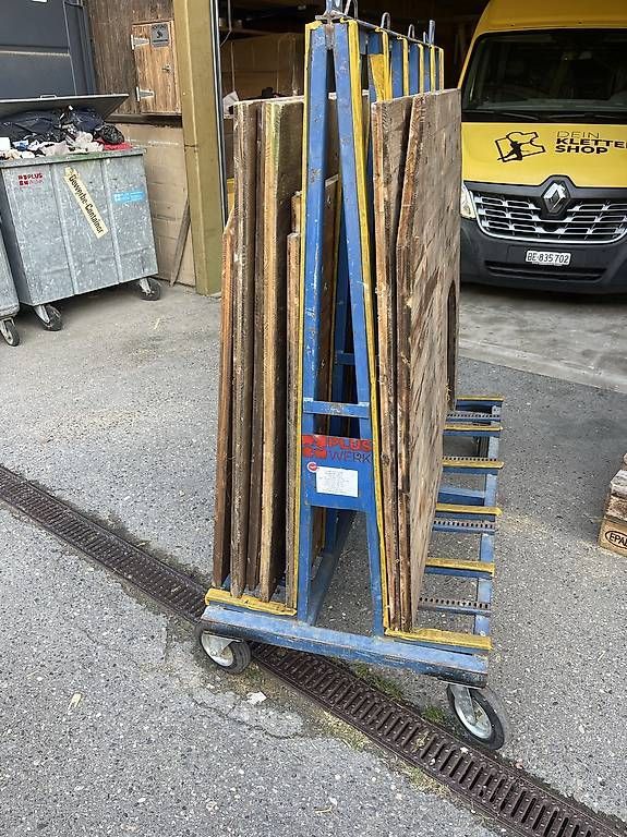 Murs & prises d'escalade: Gebrauchte Kletterwandplatten 12.25m2 – D'occasion à Reichenbach i. K. par fra_vpj6 2