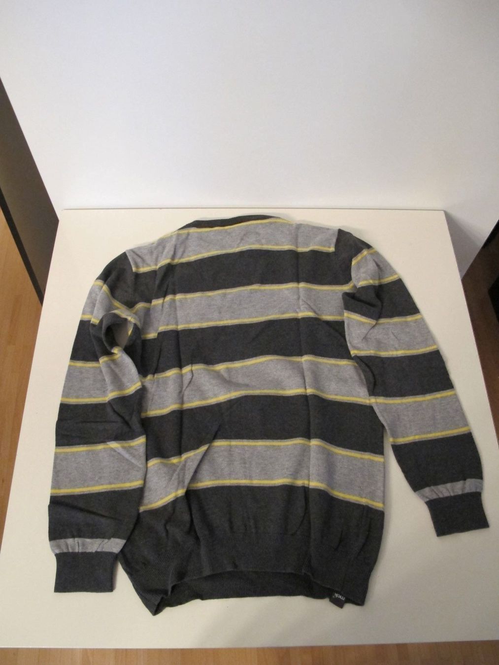 Pullover & Sweatshirts: McKenzie. Pullover, Grösse M, neu, Top Zustand – Neu (gemäss Beschreibung) aus Luzern von Joker84 2