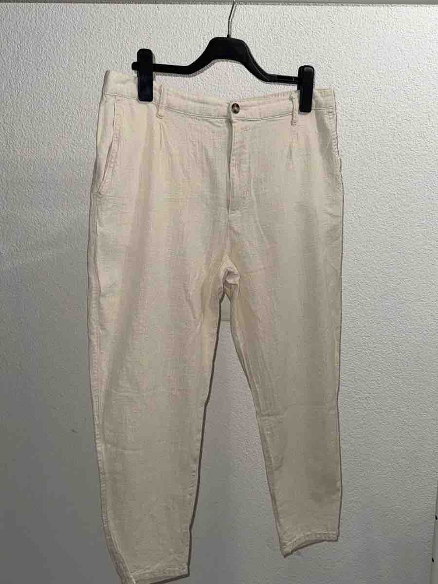 Hosen: Hosen Beige Grösse 36 – Neu (gemäss Beschreibung) aus Reinach AG von sel_j2hq