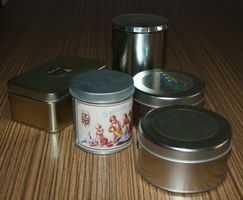 Konvolut kleine Blech - Dosen