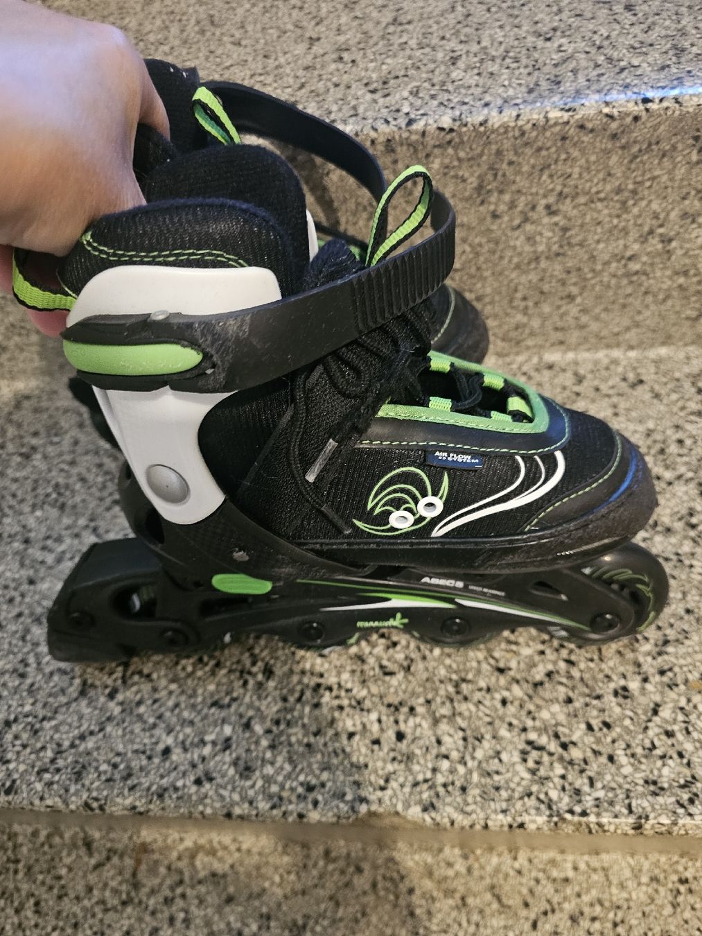 Herrenschuhe: rolleschuhe gr 29bis 32 – Gebraucht aus Münchenbuchsee von Kappa8 1