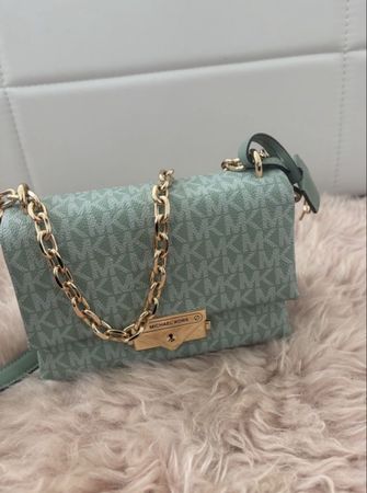 Michael Kors Umhängetasche hellgrün mit Goldkette 