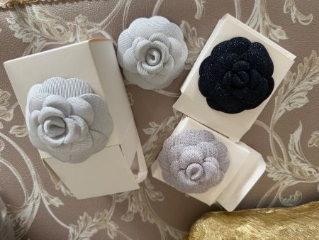 Chanel Camelia Blume Neu