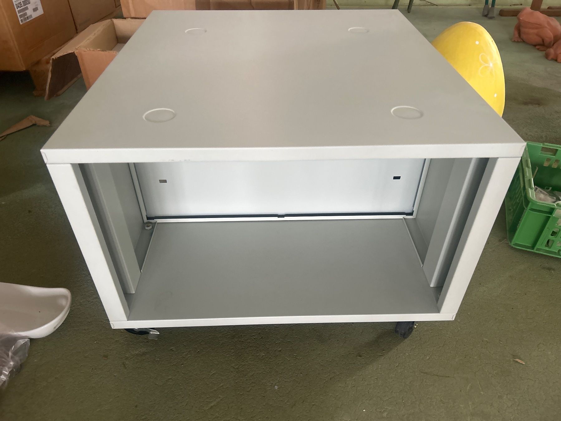 Korpus: Gebrauchter Bürowagen / Rollcontainer, grau - Top Zustand – Gebraucht aus Mörschwil von philmensa 2