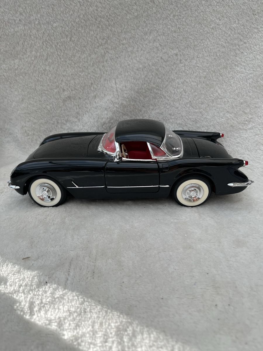 Chevrolet Modellini d'auto: Chevrolet Corvette 1954 – Nuovo (secondo la descrizione) da Oberweningen venduto da mer_2yn9 3