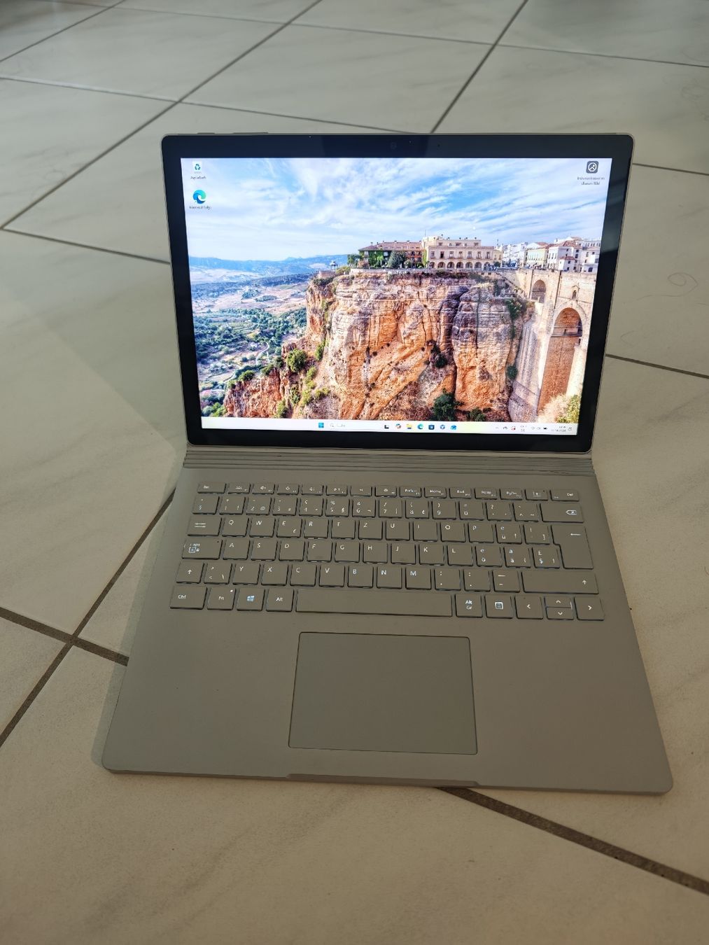 Microsoft Notebook: Surface Book 3, TOUCH | 477 GB SSD | 32GB Ram | i7 – Usato da Frauenfeld venduto da DaWarWas