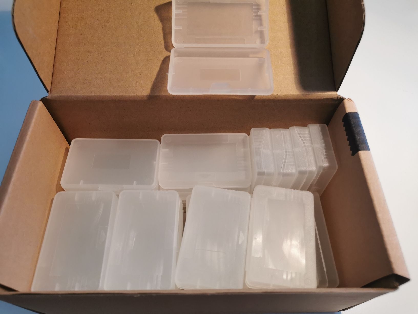 Nintendo Console: 30x GameBoy Advance Schachteln – Usato da Bern venduto da ColdMouth