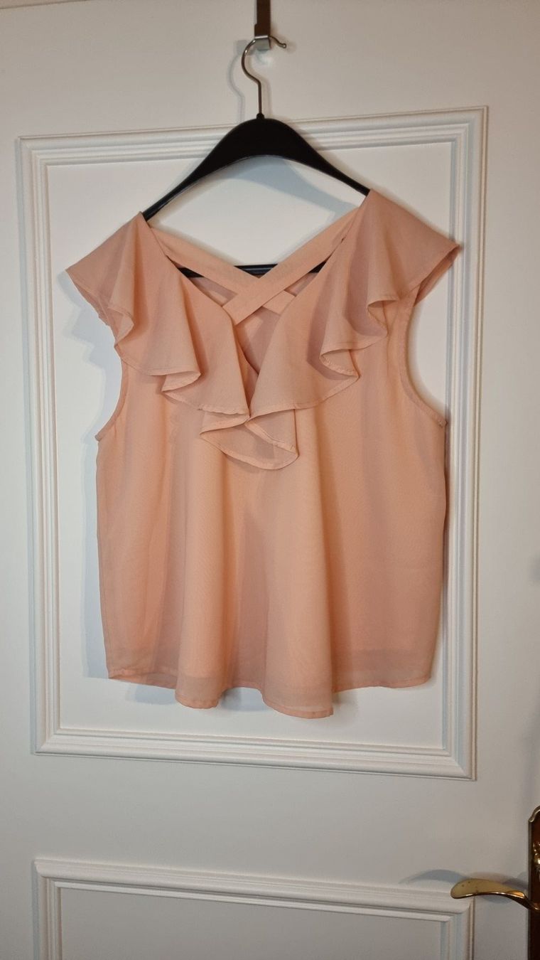Camicette: 🌺 Bluse Größe 38/40🌺 – Usato da Wald ZH venduto da CapLux 2