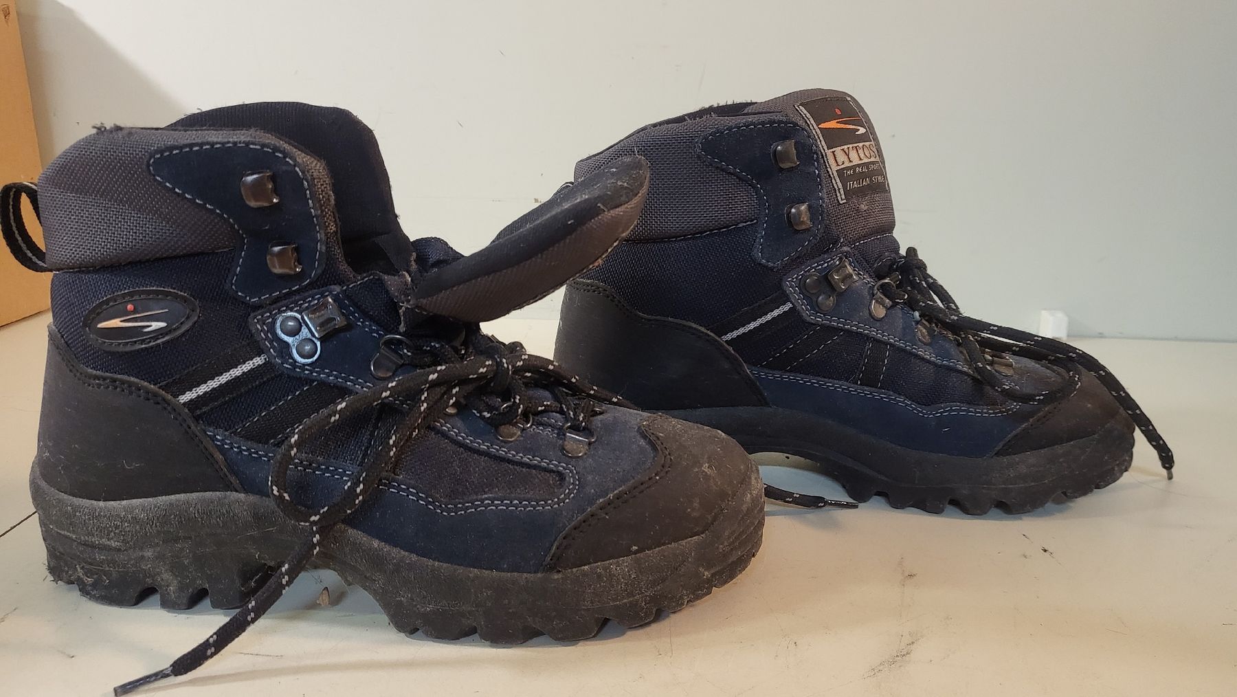 Scarpe da donna: Wanderschuhe, Lytos Gr. 39 (nov309) – Usato da Künten venduto da Schnaepplihuus 1