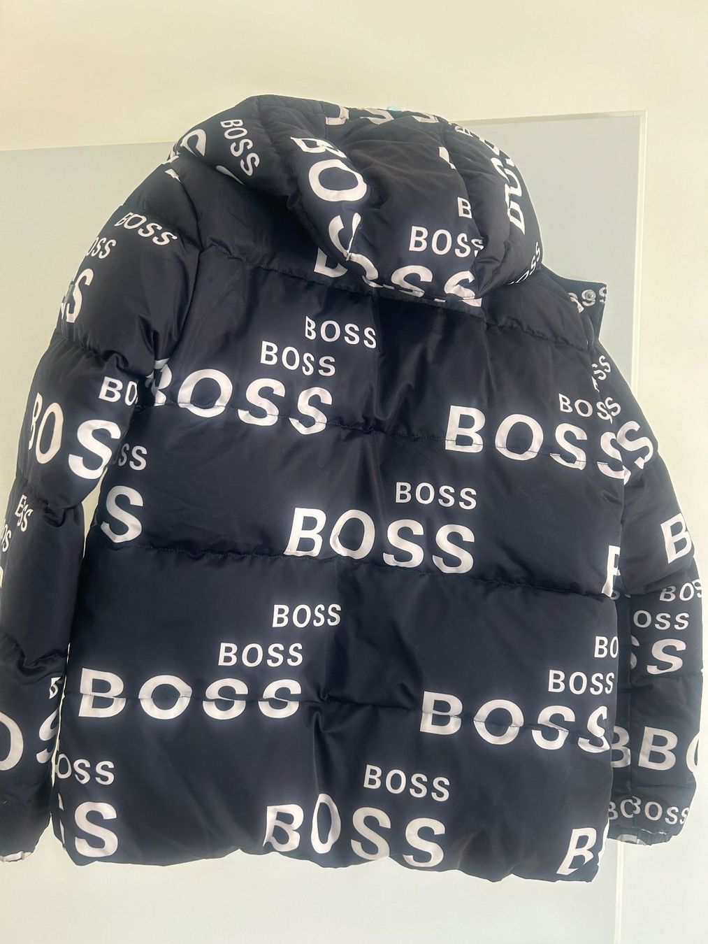Hugo Boss Giacche & Cappotti: HUGO BOSS Jacke Kinder – Usato da Pratteln venduto da Miki_ 1