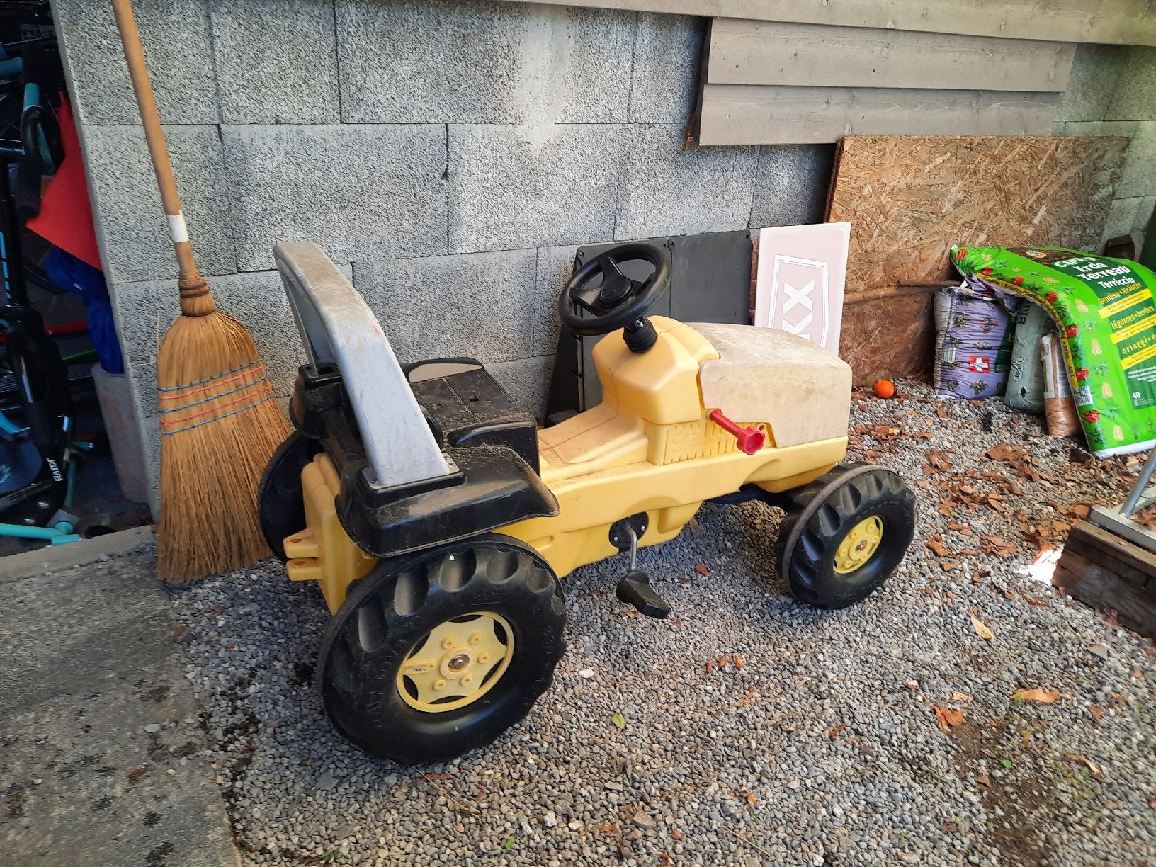 Veicoli per bambini: Tretttraktor – Usato da Ermensee venduto da reiez 1