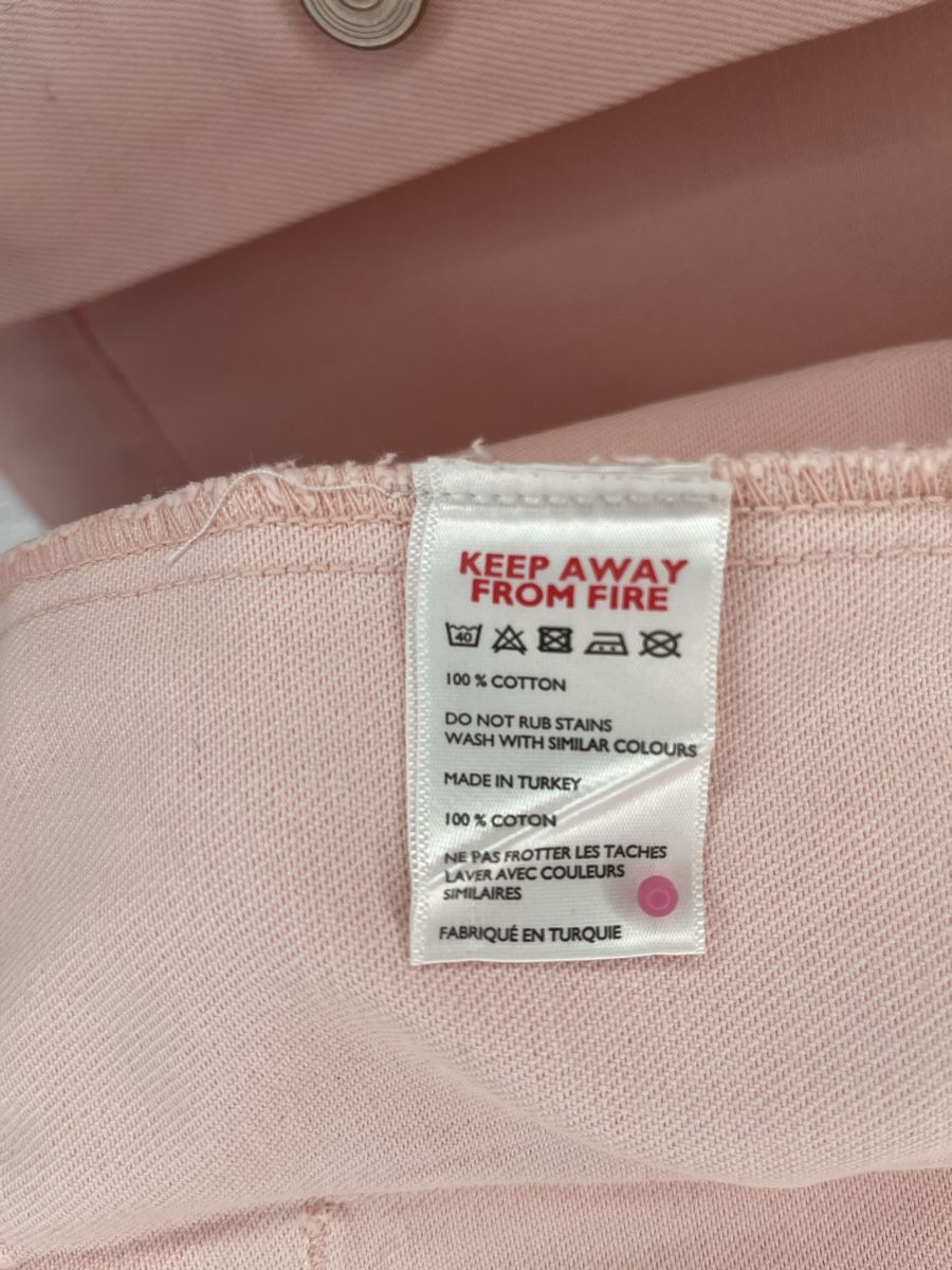 Trendige rosarote Jeansjacke M (Gebraucht) in Küsnacht ZH für