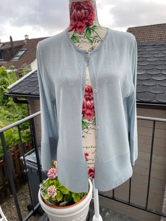 Stahlblaue Strickjacke FFC 100% feine Wolle