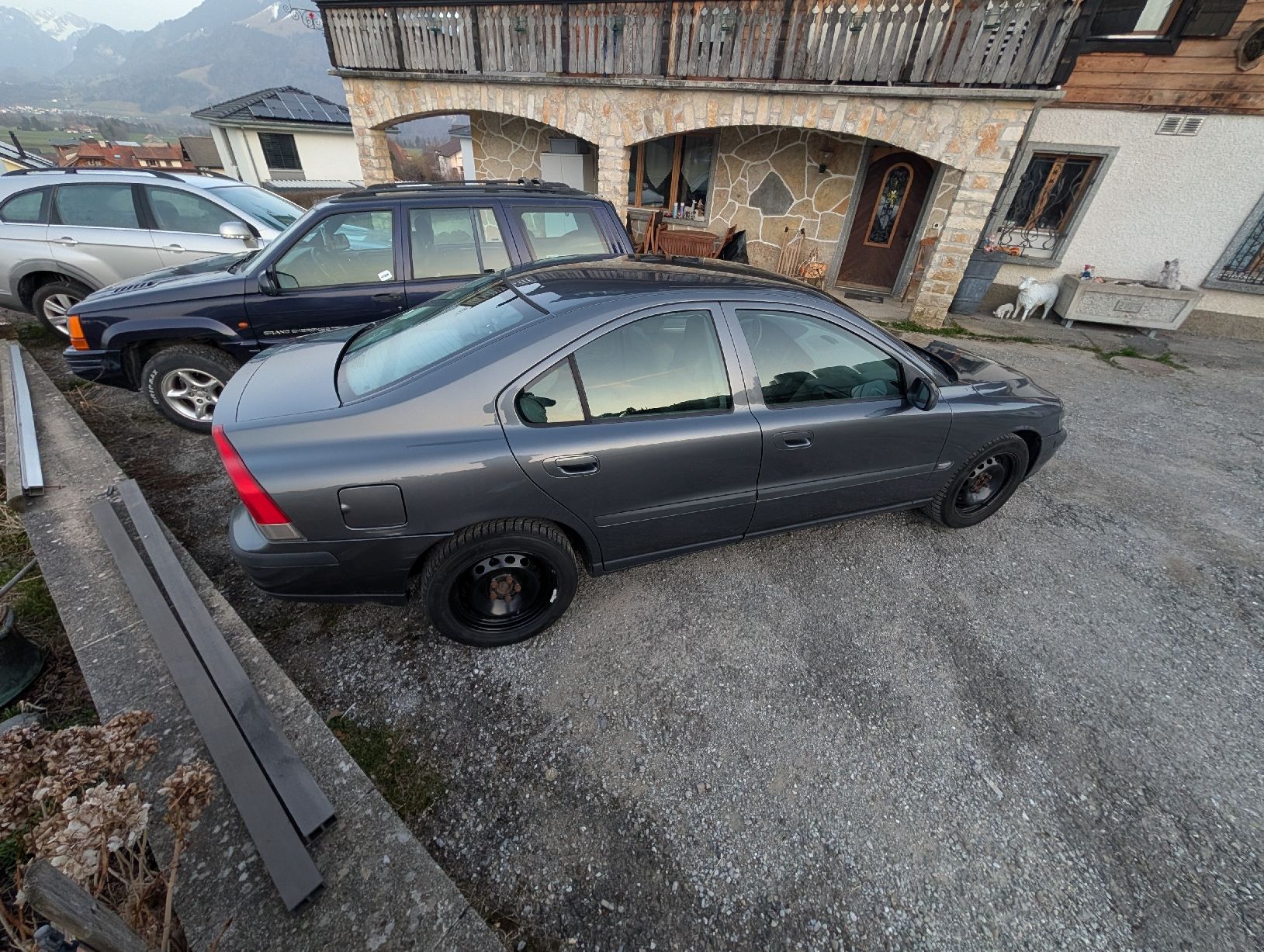 Volvo Automobili: Volvo s60 2.5T AWD – Usato da Le Pâquier-Montbarry venduto da pas_st8d 1