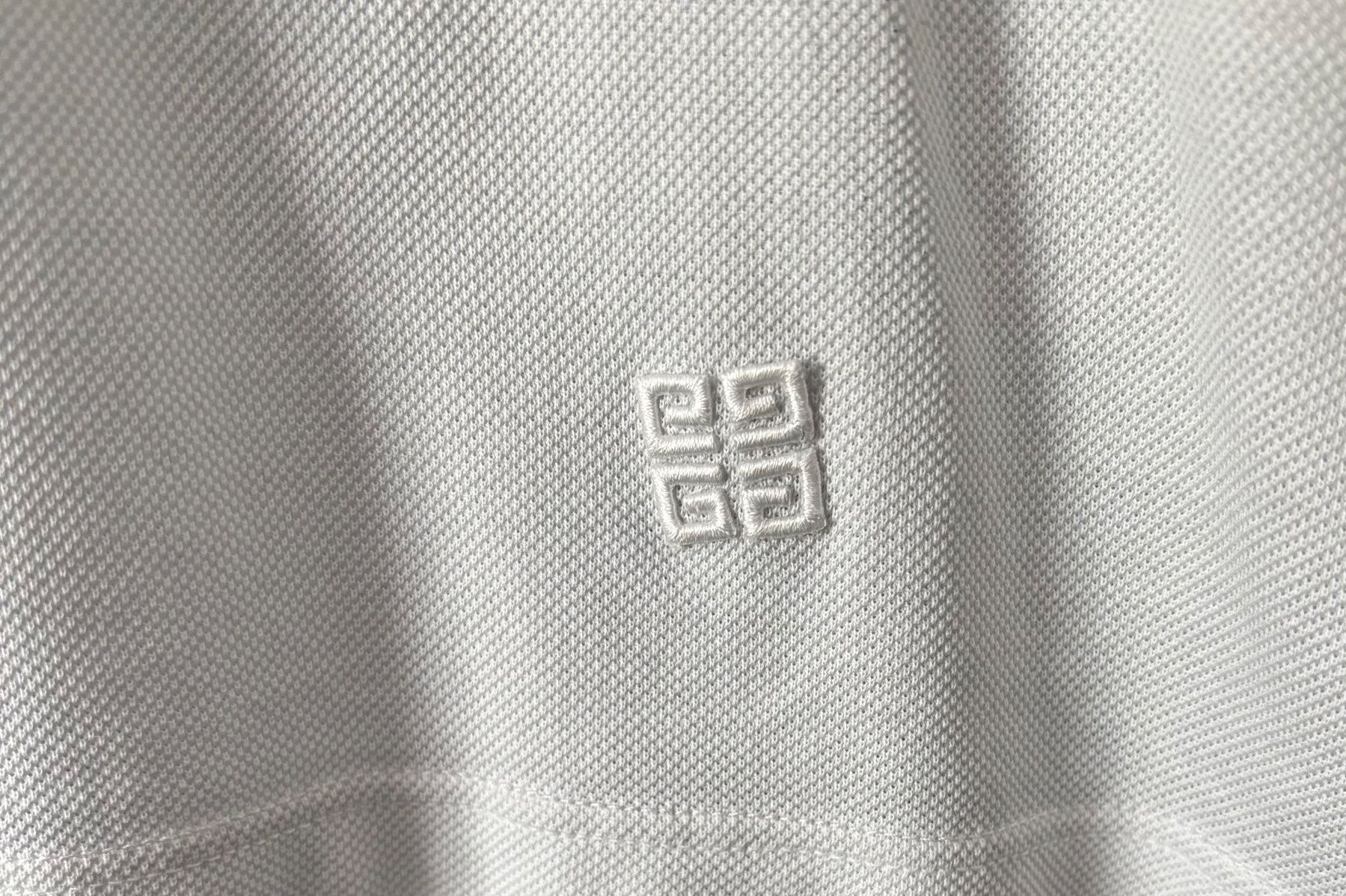 Givenchy Magliette Polo: Givenchy Poloshirt – Nuovo (secondo la descrizione) da Zollikerberg venduto da Onetop 3