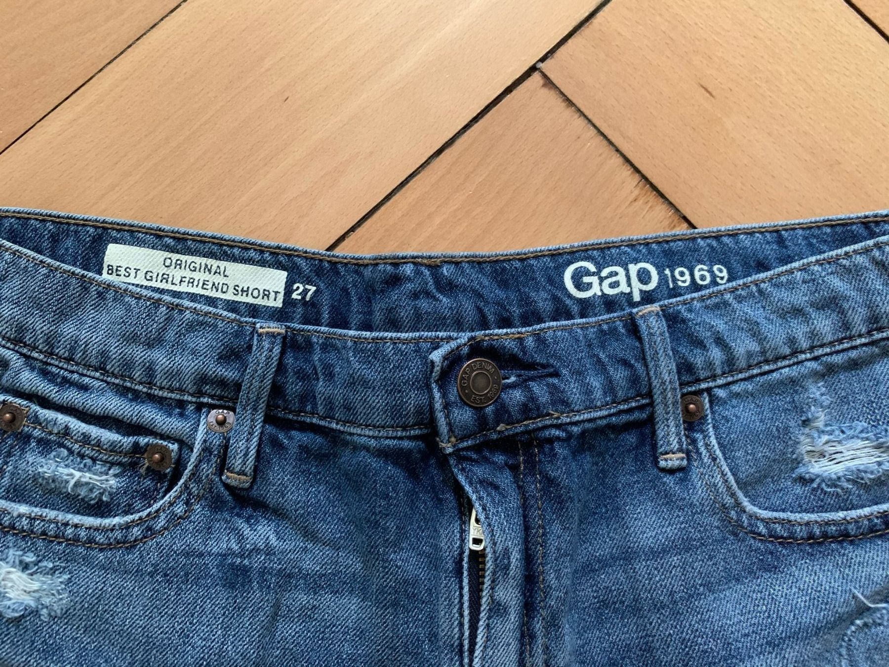Gap Jeans: GAP - Jeansshorts blau 27/M – Usato da Zürich venduto da Diazaio 1