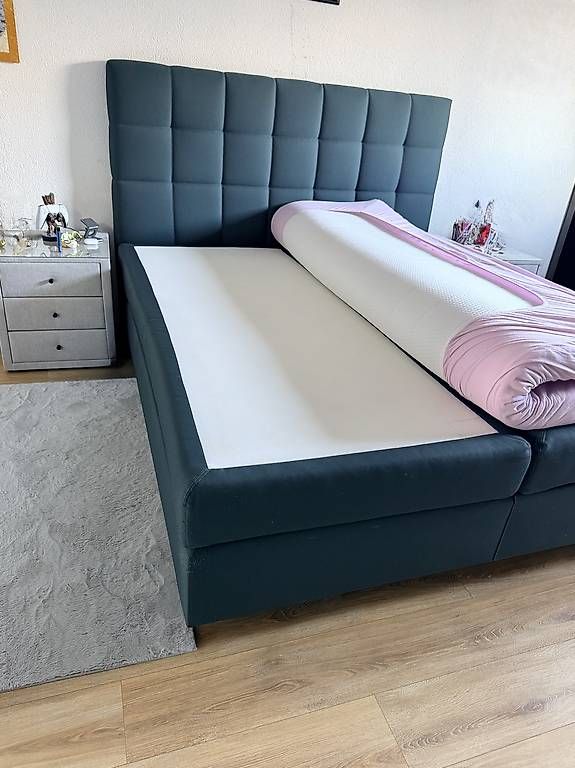 Betten: À vendre – Gebraucht aus Charrat von ZORR0