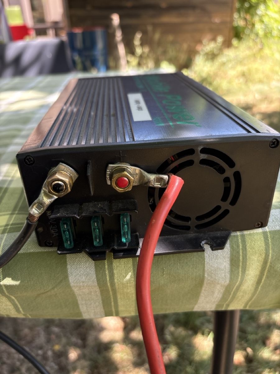 Inverter: mobile power DC 12V to AC 230V wechselrichter – Usato da Riken AG venduto da condor200sport 2