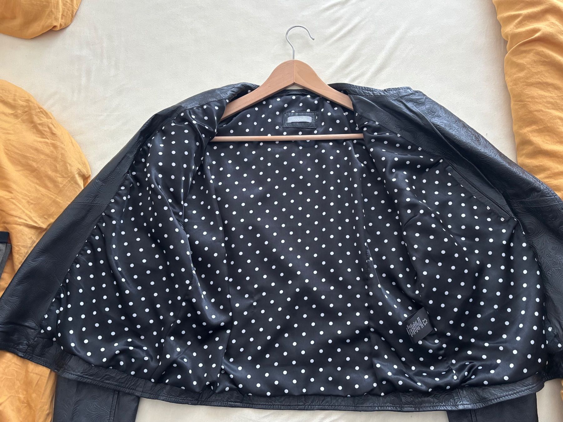 Giacche: Veste en cuir NEUVE taille 40 – Nuovo e nell'imballaggio originale da Cossonay-Ville venduto da ale_k9mh 5