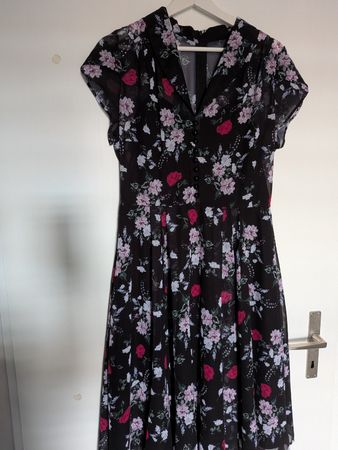Swing Tanz Kleid im Stil der 50er, mit Knopfleiste