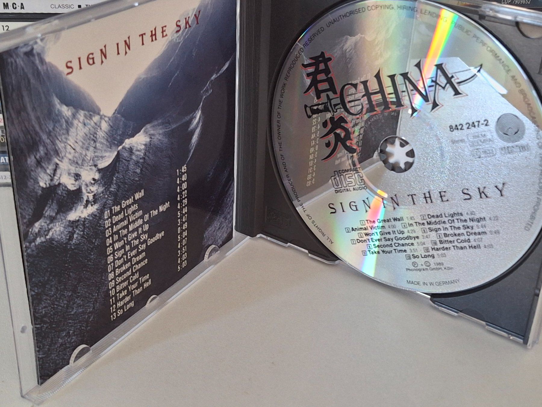CDs: CD China -  Sign In The Sky – Gebraucht aus Aarberg von Jackup1 2