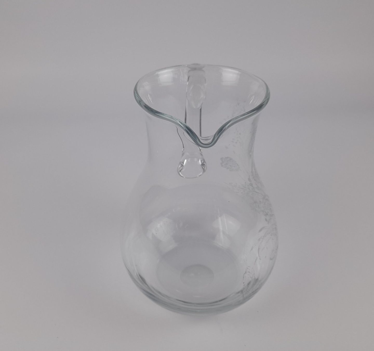 Carafes: Wasserkrug mit Blumen verziert – D'occasion à Liebefeld par Restwert_Liebefeld 1