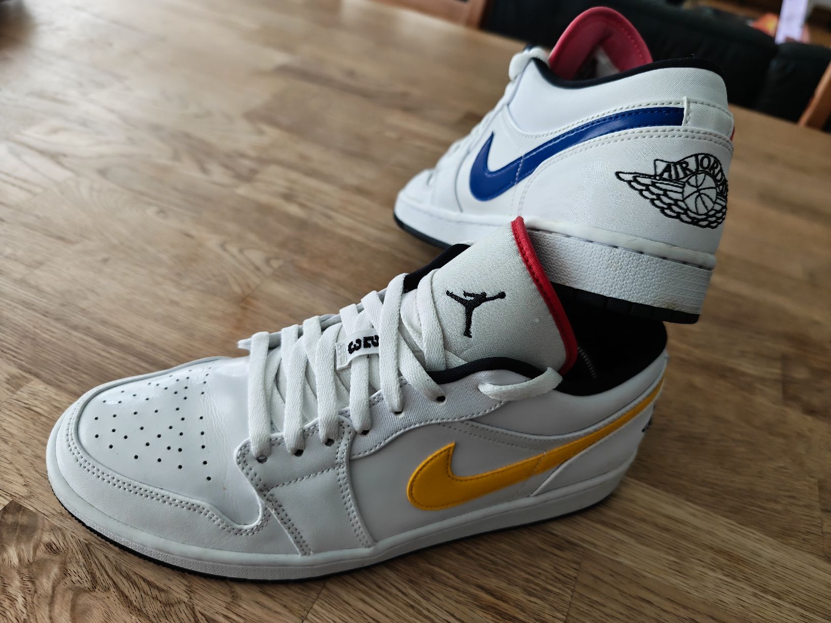 Jordan Herrenschuhe: Jordan 1 Low multicolor – Gebraucht aus Wil SG von Matheus_Zeus 2