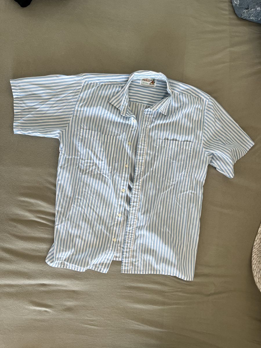 Hemden: Chemise rayée – Gebraucht aus Renens VD von Leauize 1