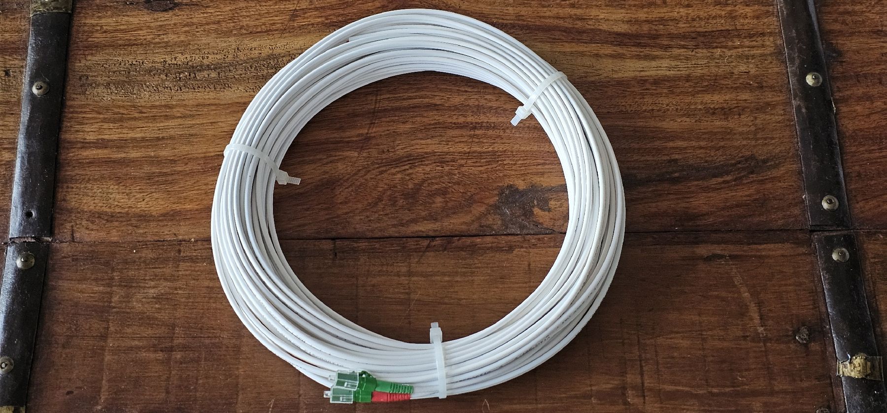 Cavi: Glasfaserkabel HUBER+SUHNER 20m 2x 9/125 LowBend.  – Usato da Kollbrunn venduto da Antikmann 1