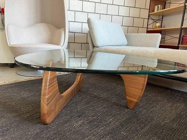 Vitra Tische: Vitra Coffee Table, Nussbau – Gebraucht aus Zollikofen von OberliAG 2