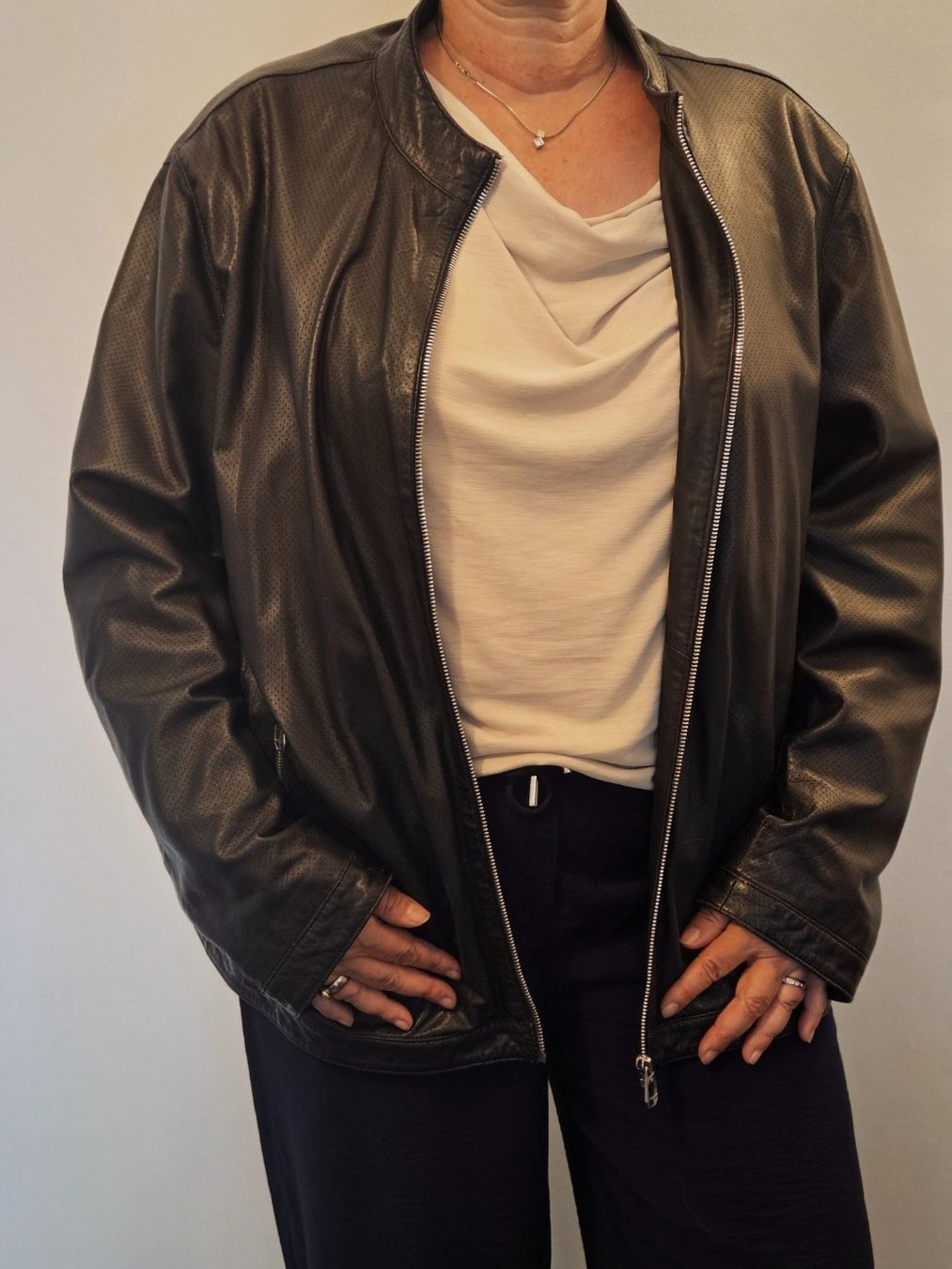 Giacche: MILESTONE Leichte Echtlederjacke Vintage Look – Usato da Naters venduto da funzla