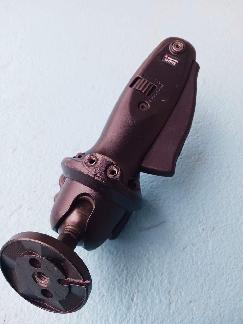 Manfrotto Treppiedi & Teste: Manfrotto 327RC2 Joystick – Usato da Cimadera venduto da fabio.bosi 1