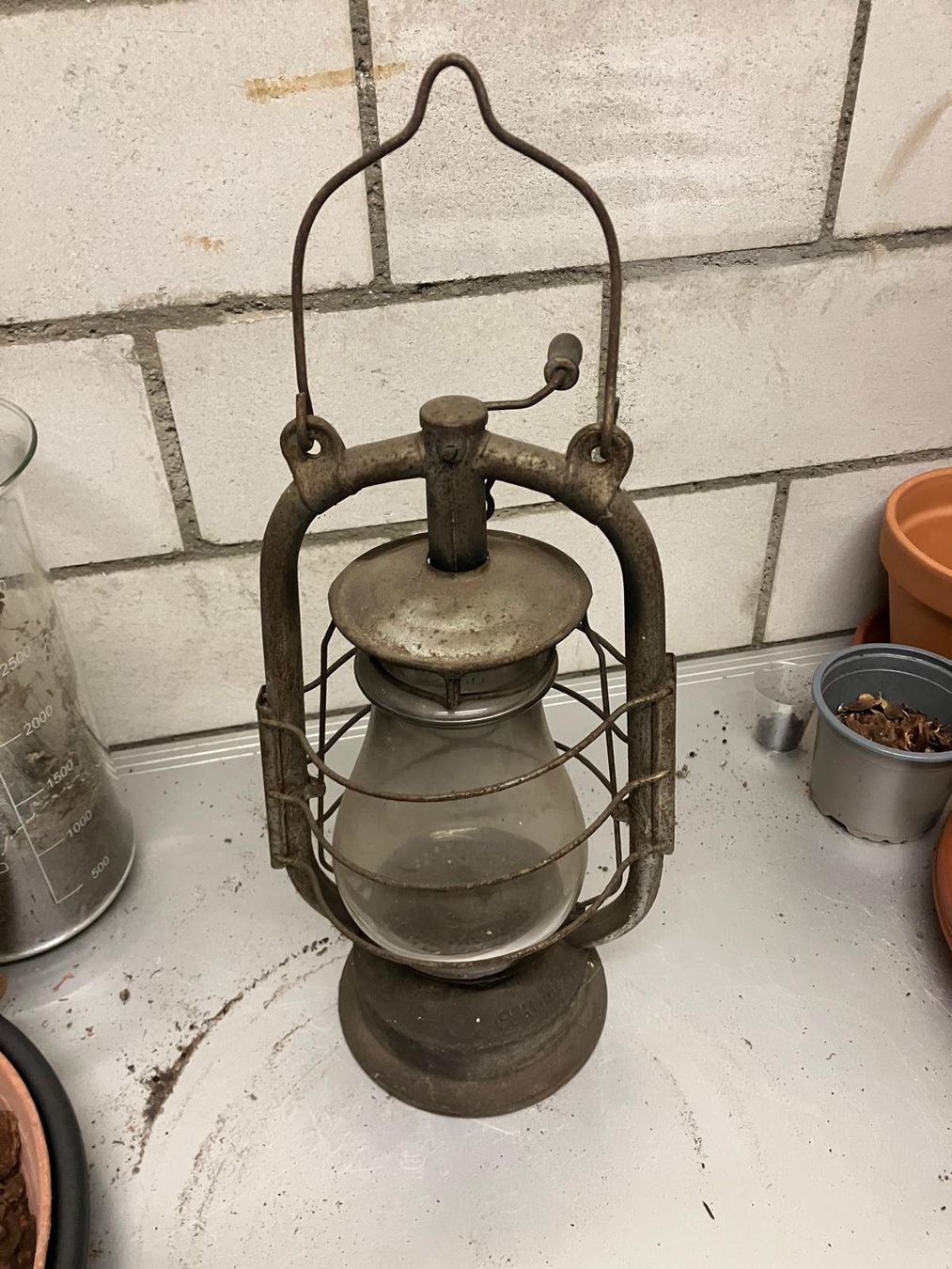 Lampade: alte Öllampe/Laterne – Usato da Altnau venduto da Bromende963