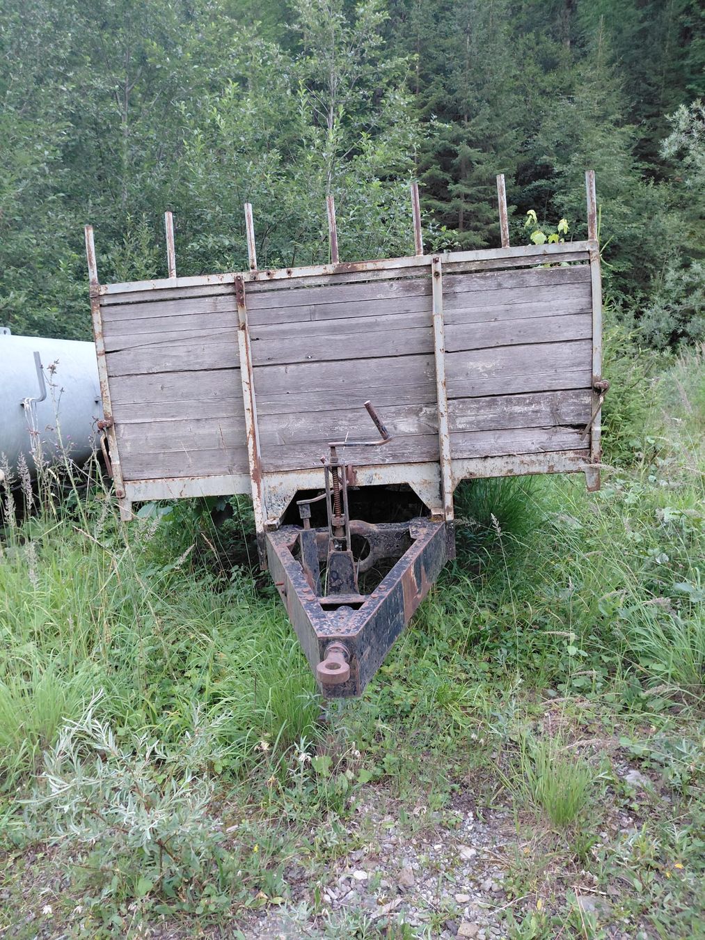 Camions-bennes: Kipper und Anhänger  – D'occasion à Horboden par 1999patris