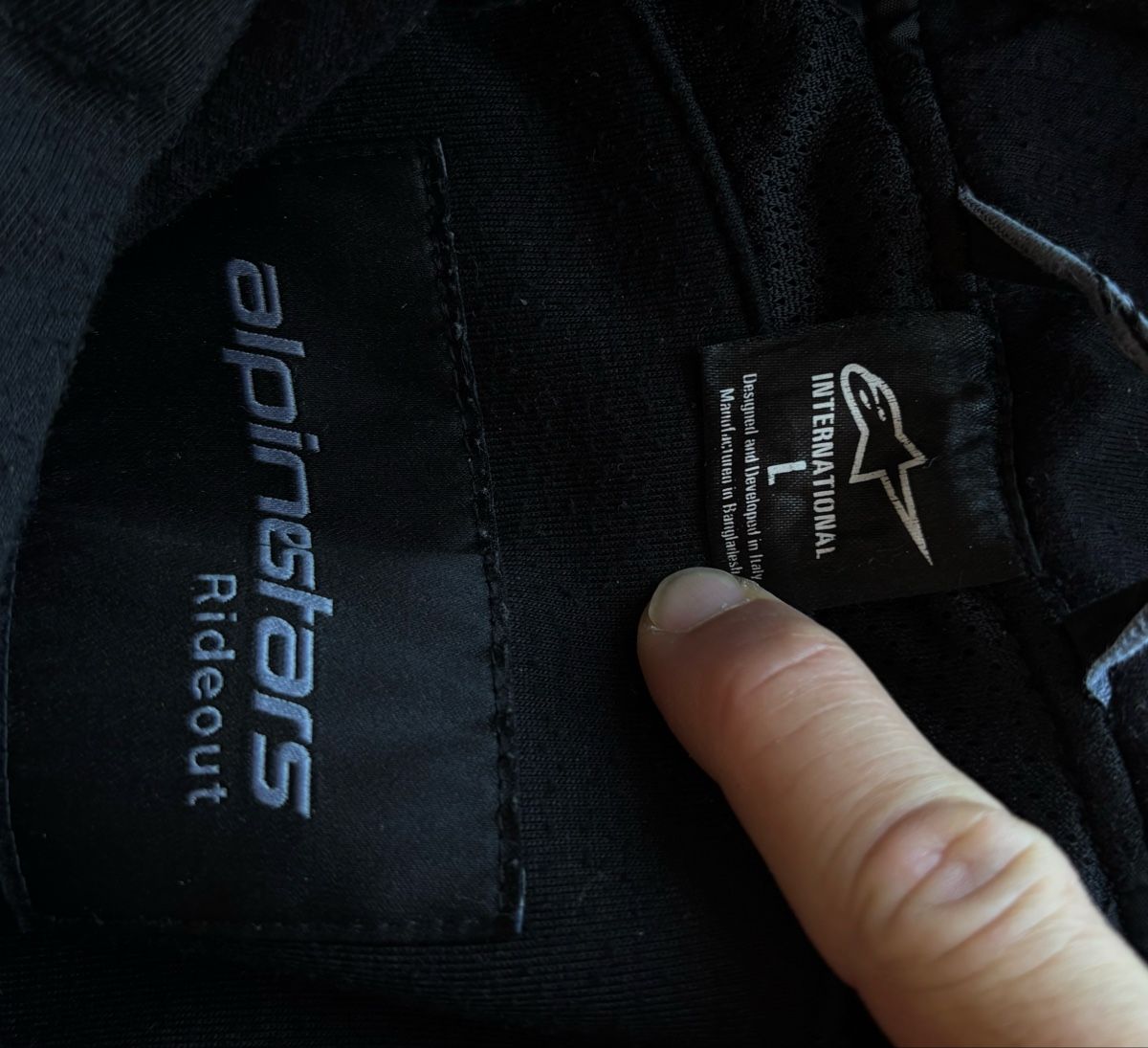 Pulls & Sweat-shirts: Sweat Moto L – D'occasion à Denens par RomainSecondeMain 3