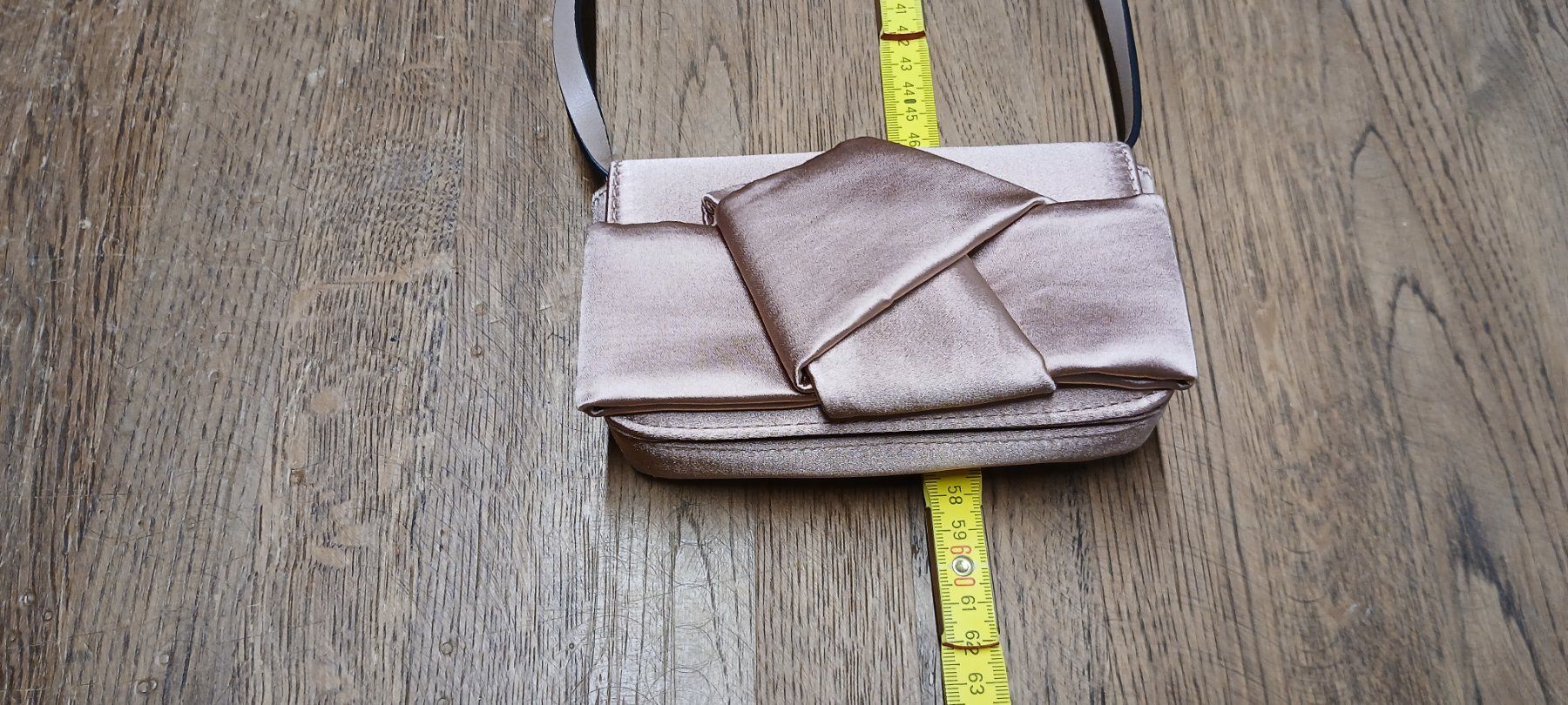 H&M Taschen für Damen: Handtasche von H&M Lachsfarben – Neu (gemäss Beschreibung) aus Schinznach-Bad von Chico_Bo 4