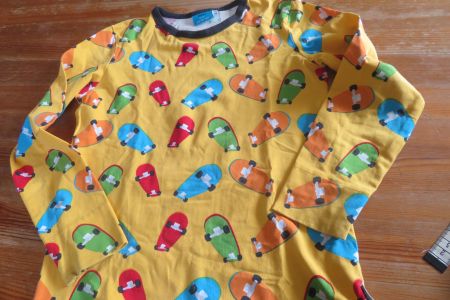 Me&I langarm T-Shirt in Gr. 134-140