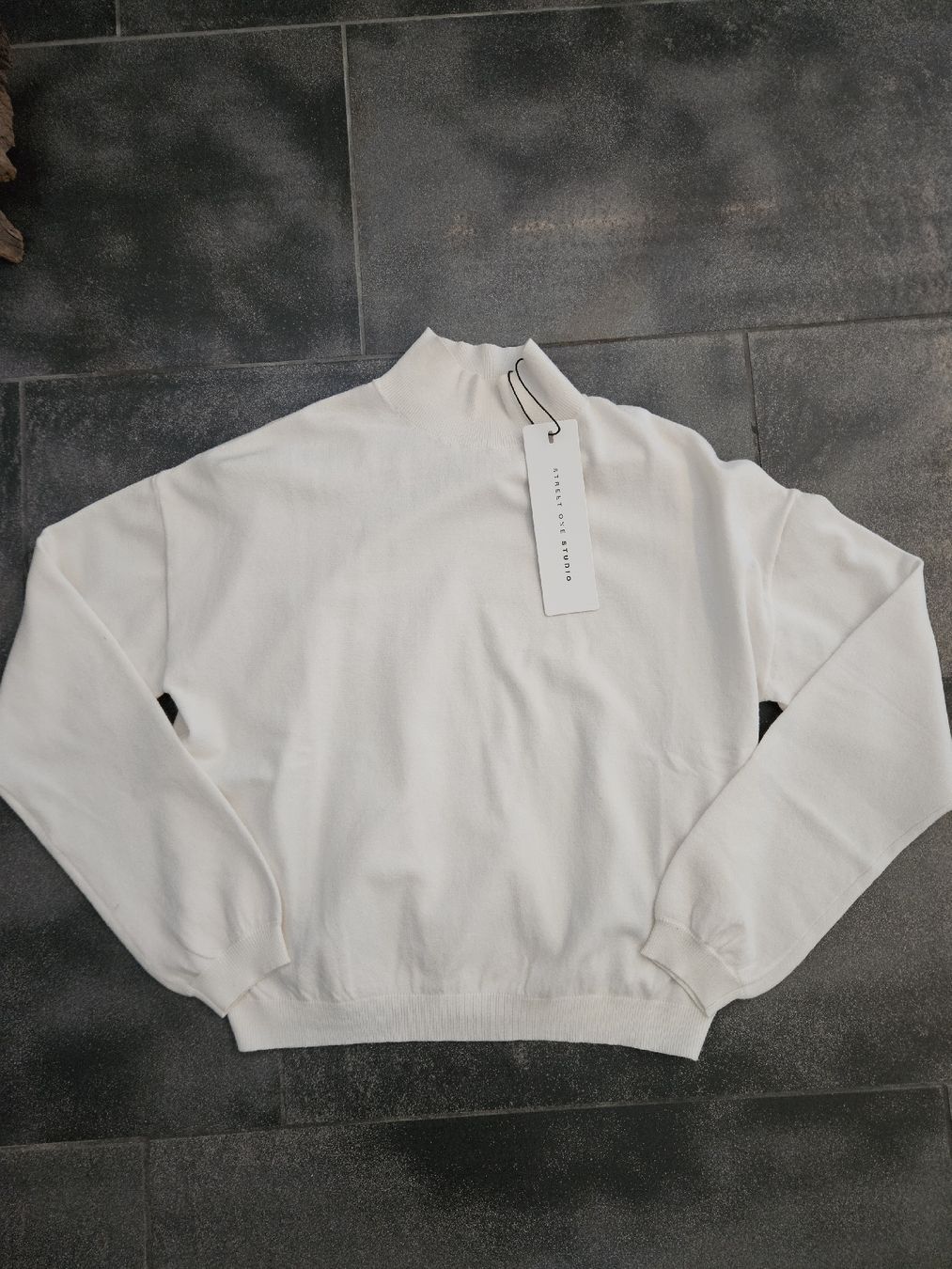Maglioni & Felpe: feiner Pullover Gr. 36 NEU weiss-creme street one – Nuovo e nell'imballaggio originale da Ormalingen venduto da nomolnoi