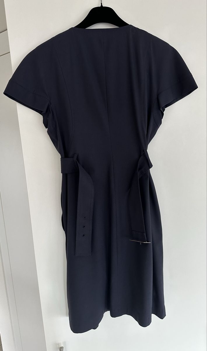 Kleider: Karl Lagerfeld Kleid – Gebraucht aus Bäch SZ von ruslena29 9