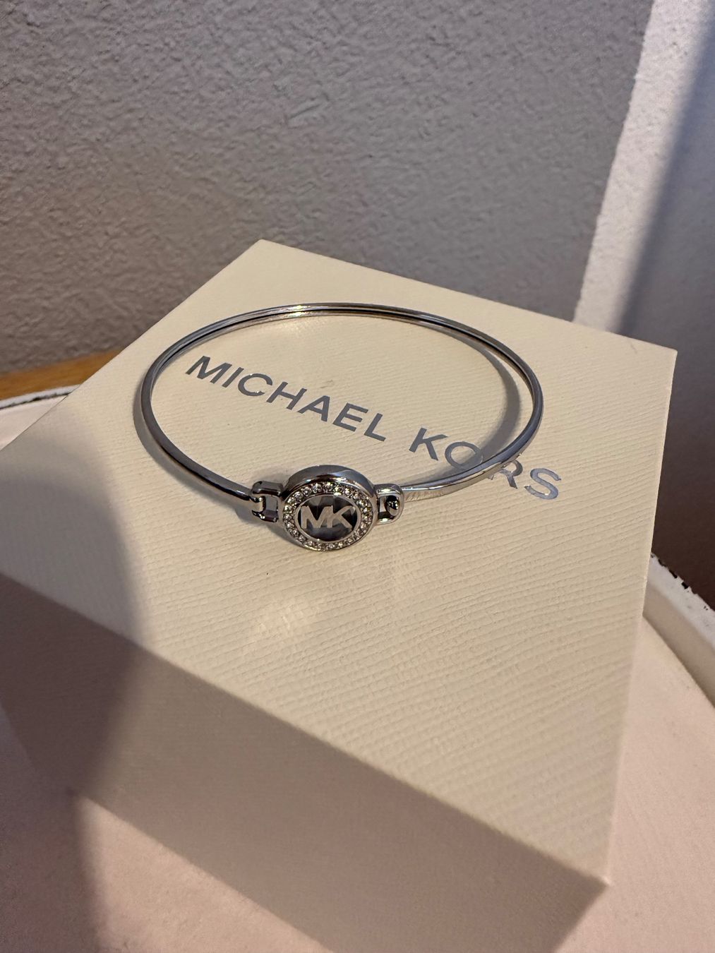 Michael Kors Altri gioielli: Michael Kors Schmuckset – Usato da Visperterminen venduto da ele_8n98 3
