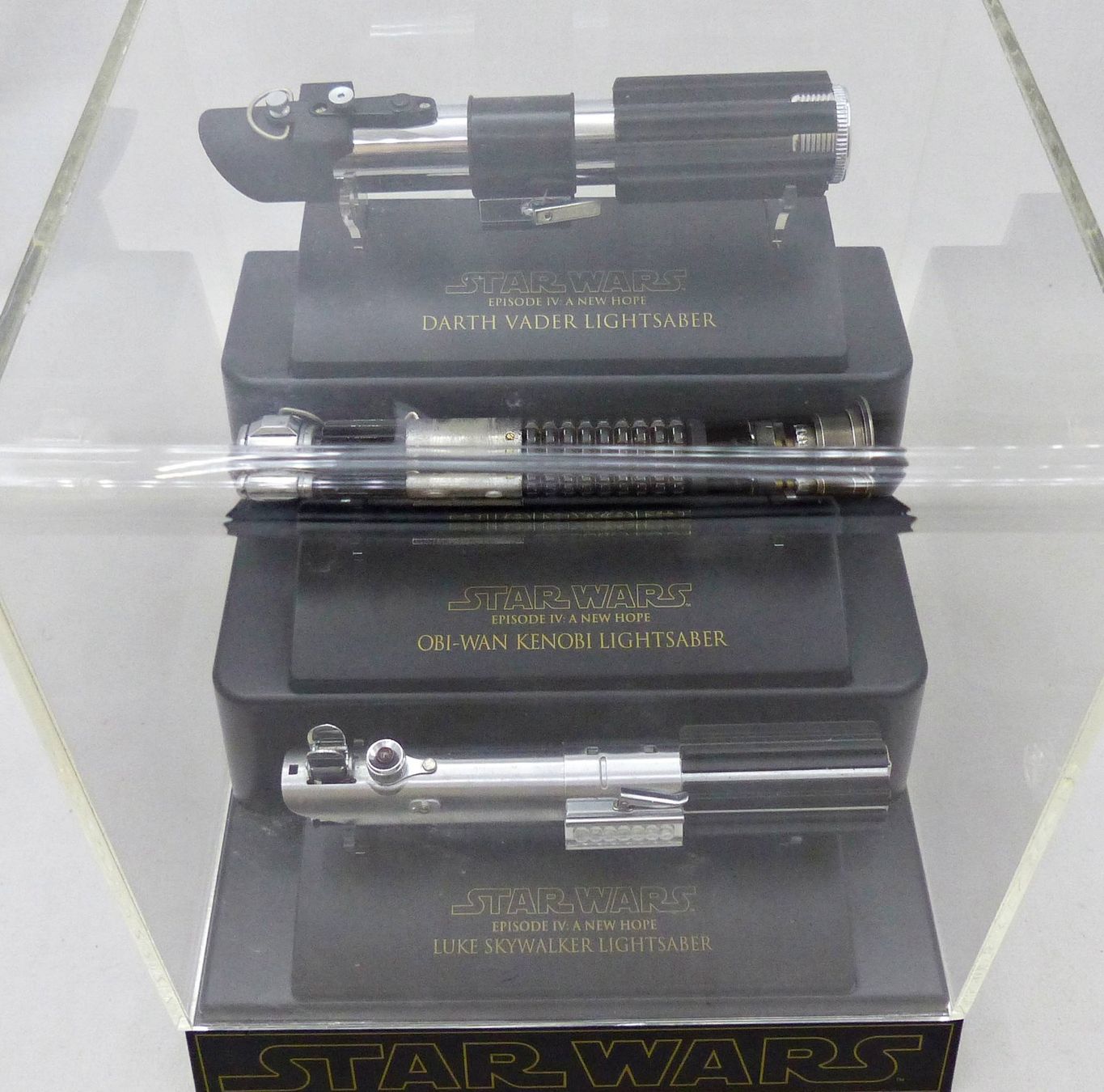 Star Wars Figuren: STAR WARS SET 3 LIGHTSABER .45 MASTER REPLICA OBI-WAN DARTH – Neu (gemäss Beschreibung) aus Lugano von YouWantUS 1