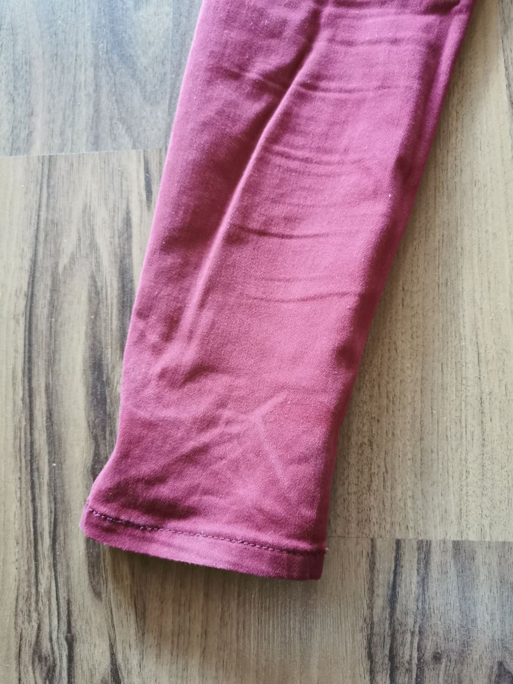 Jeans: Rote Jeans – Usato da Glattfelden venduto da sut_q8d2 3