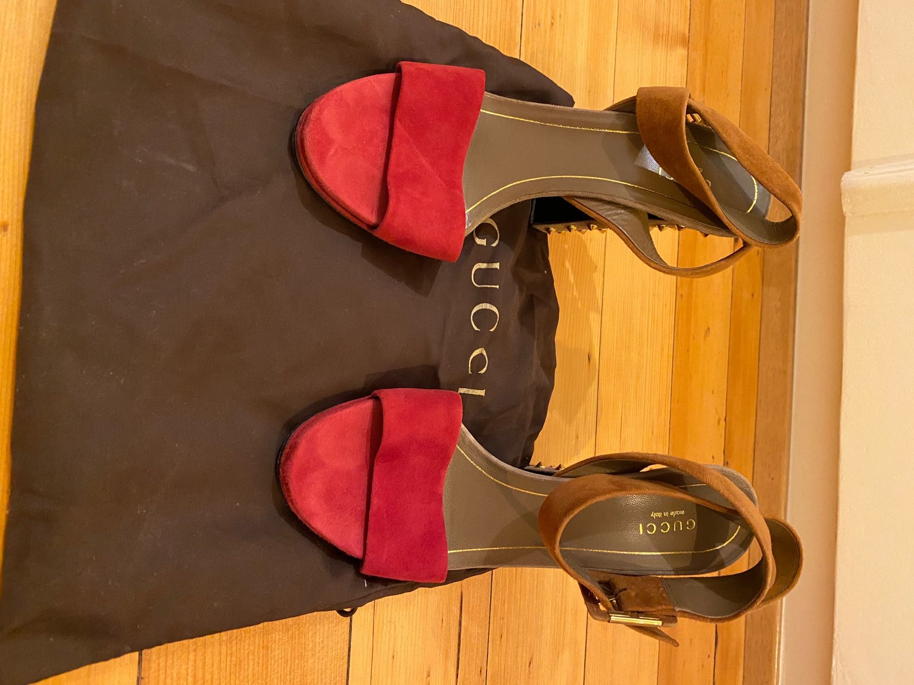 Gucci Scarpe da donna: Gucci Suede Studded Heels, Size 39 IT – Nuovo (secondo la descrizione) da Mies venduto da nic_yk5d 9