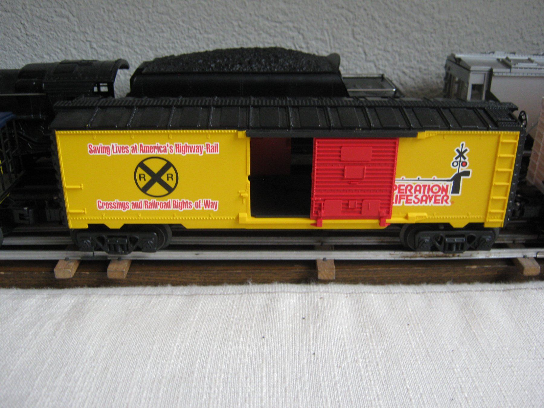 Trains électriques: 3 US Güterwagen  Spur 0 – D'occasion à Hirschthal par Legov 7