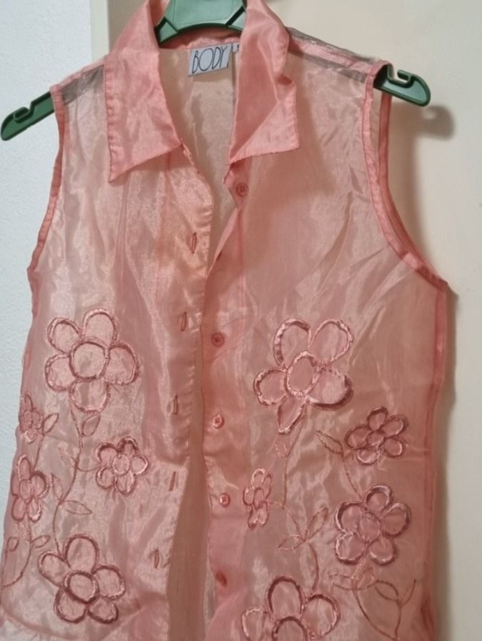 Camicette: Bluse , bestickt,  Gr. S – Nuovo e nell'imballaggio originale da geroldswil venduto da Gumball1 1