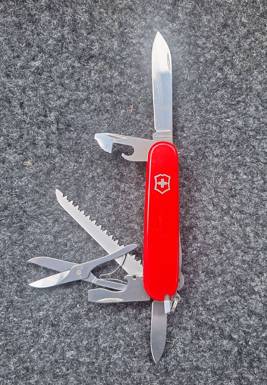 Victorinox Coltelli tascabile: VICTORINOX HUNTSMAN NEU  – Nuovo (secondo la descrizione) da Niederwangen BE venduto da pfiff02