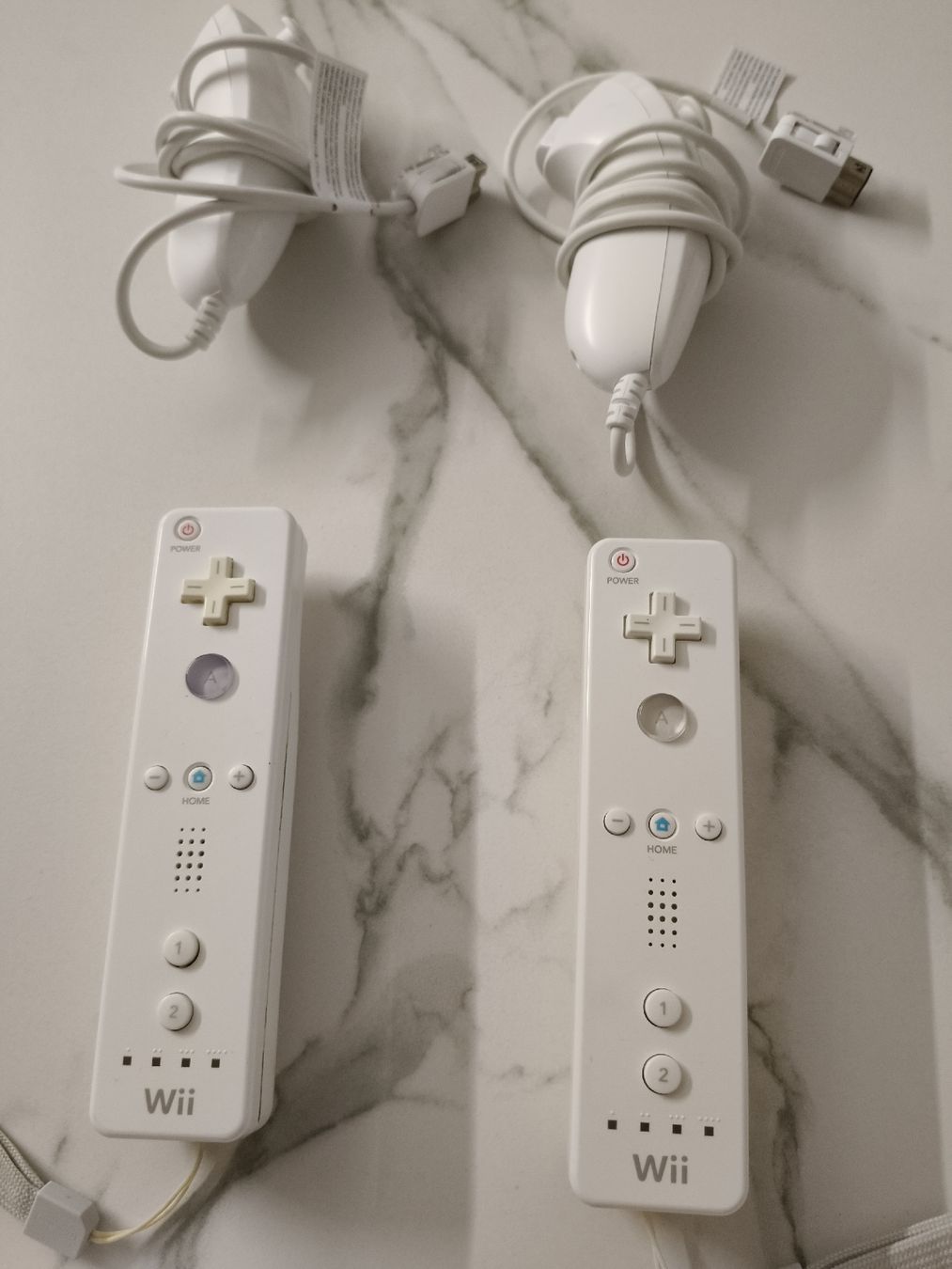Nintendo Controller: Nintendo Wii Set: 2 Controller & 2 Lenkräder, Top Zustand! – Usato da Oensingen venduto da ece_8k7q 2