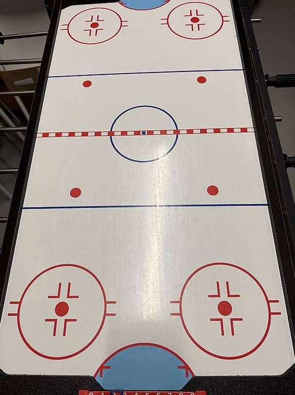Tavoli da biliardo: Table baby-foot, billard etc – Usato da Gland venduto da tel_2fwd 2