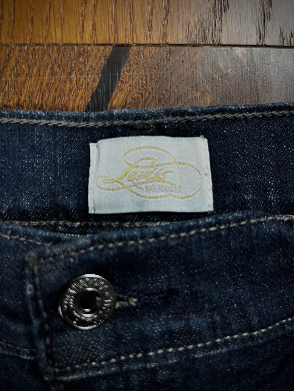 Jeans: Levi Strauss kurze Jeans – Neuf (Voir description) à Lindau par KT_Vintage 1